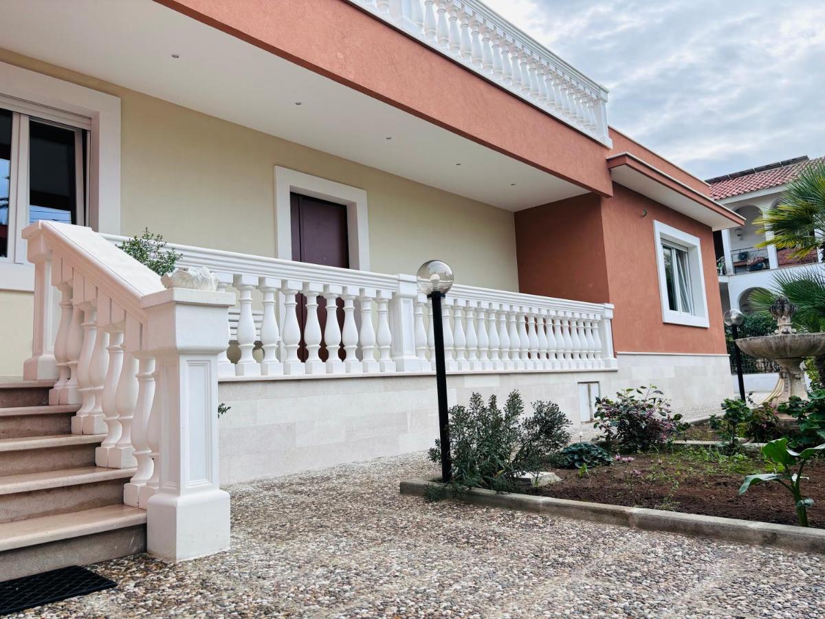 Villa Raffaele Trani Extérieur photo